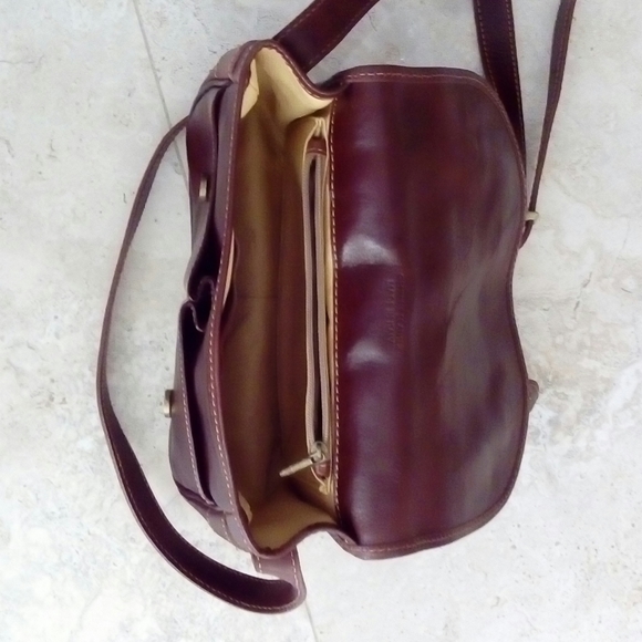 🎉🎉HP💃💃Piké Leather Shoulder Bag 👜 - Picture 8 of 14